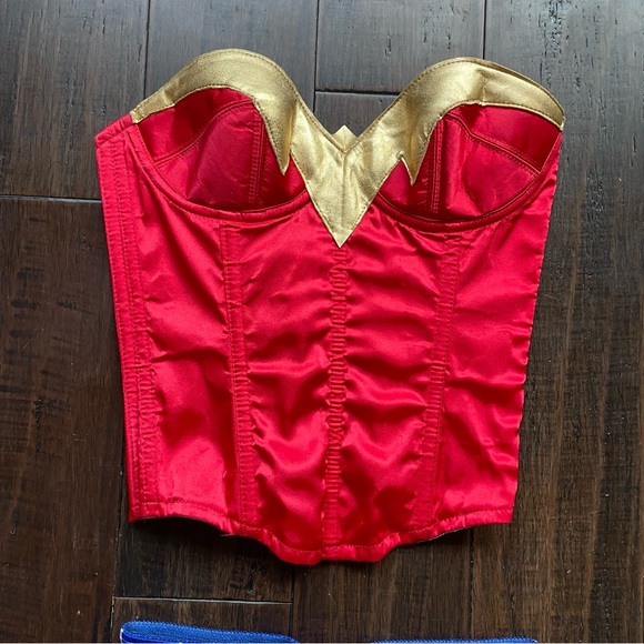 Trashy Lingerie Wonder Woman Costume Set - Picture 3 of 12